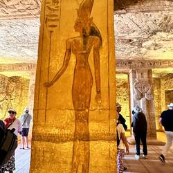 Nacktdarstellung der Königin