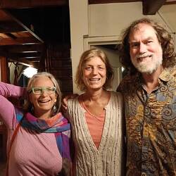 Heinke cooked us a lovely dinner at her research station house, away from the busyness of town