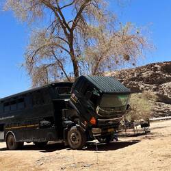 Er muckt rum unser Bus