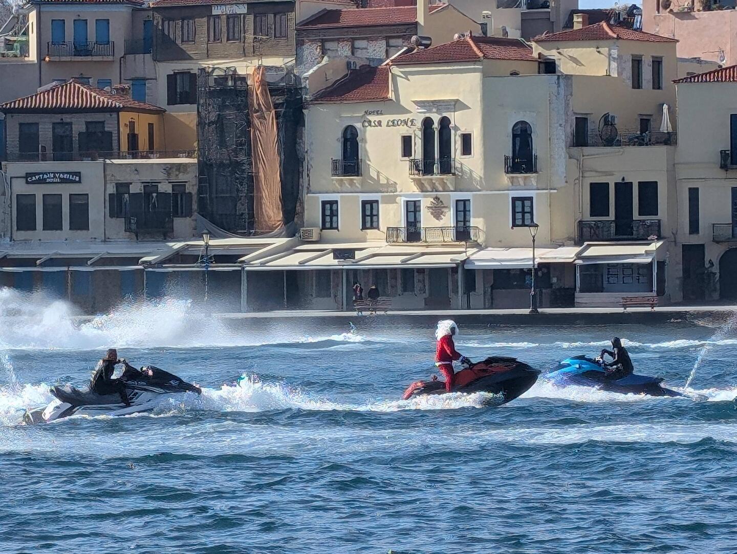 Der Weihnachtsmann, zu grichisch Vasilis, kommt!