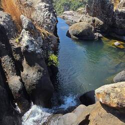 Der Pool vor dem Abgrund...