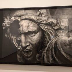 Ausstellung von Robert Longo: keine Fotos, sondern...