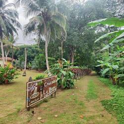 Auf dem Weg zum Wasserfall "La Diana"...