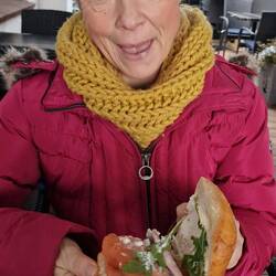 8 Euro. Teuer aber echt lecker-schmecka