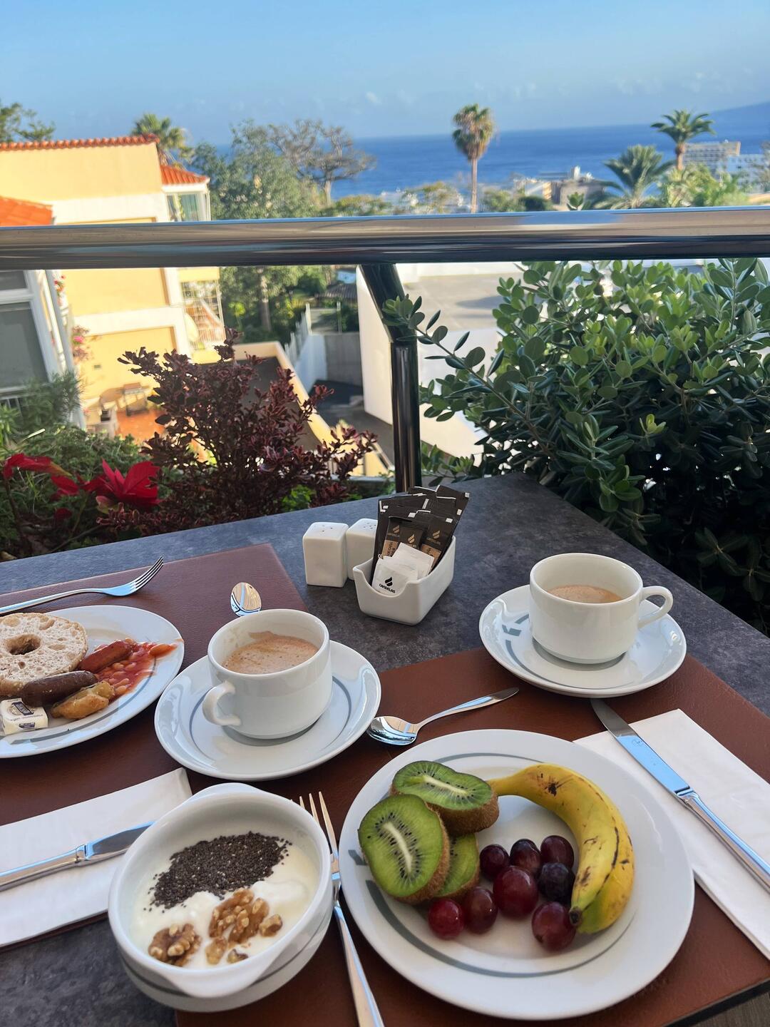 Frühstück bei angenehmen 18 Grad