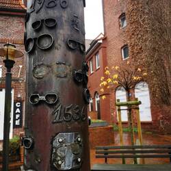 Brillenbrunnen, Klön-Hoff