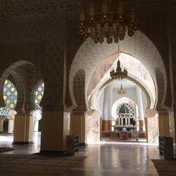 Pilger kommen auch, um das heilige Wasser zu trinken, in dem der Marabout gebetet hat