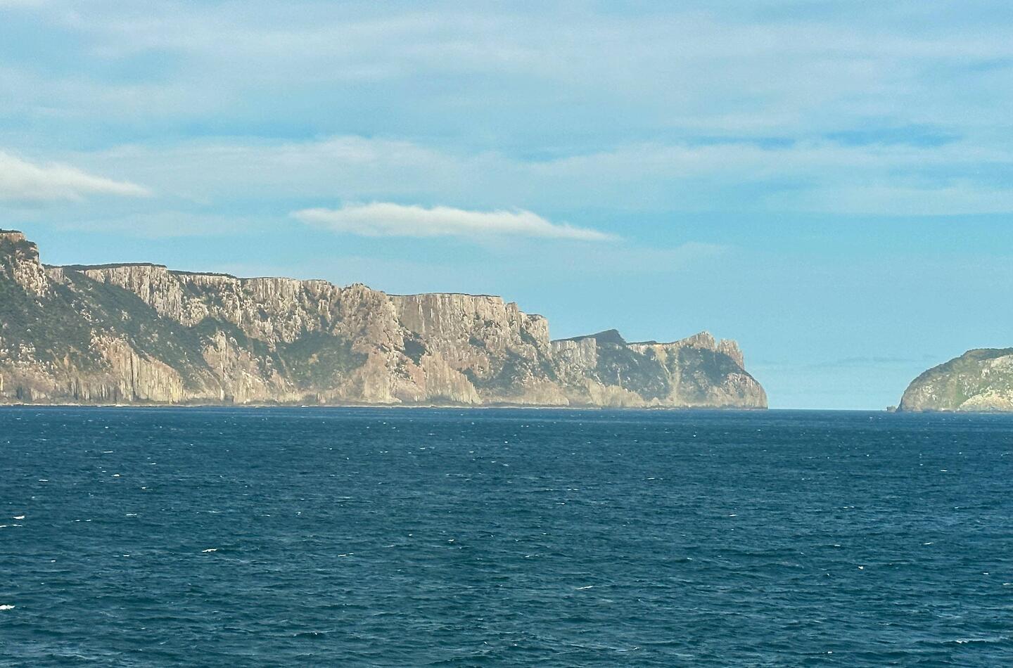 The narrow gap between Cape Pillar and Tasman Island