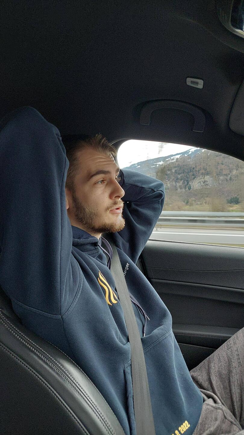 Spurhalteassistent, Abstandhalteassistent und Tempomat fahren komplett selbst