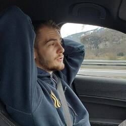 Spurhalteassistent, Abstandhalteassistent und Tempomat fahren komplett selbst