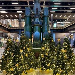 La vecchia turbina nel centro commerciale