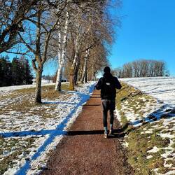 Weiter geht's auf einem Kreuzweg