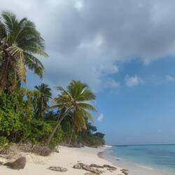 Sunset beach Thoddoo