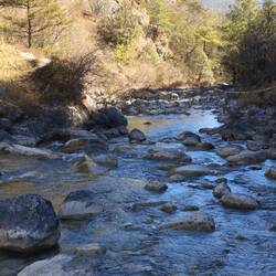 The natural river below the falls in the next picture had us thinking fake lakes - eek!