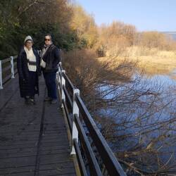 Ann & Madeleine dressed warmly for our early morning visit.