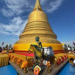 Golden Mount - Tempel