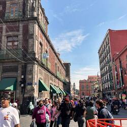 Nebenstrasse neben der Kathedrale