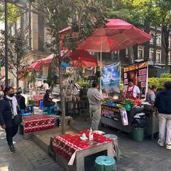 Ziemlich alles auf einem Haufen an angebotenem Essen