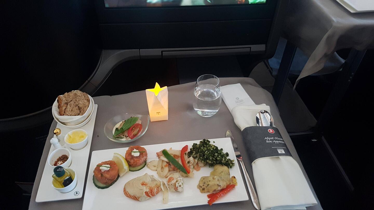 Appetithappen bei Kerzenlicht