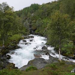 Vardahaugselvi Wasserfall