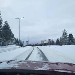 Nicht nur das Auto ist verschneit ...