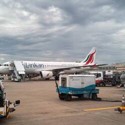 Am Flughafen von Colombo.