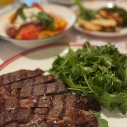 Herrliches Steak mit Gemüse