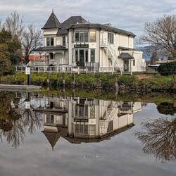 Petaluma River is actually an estuary, so between tides it actually has moments when it isn't flowin