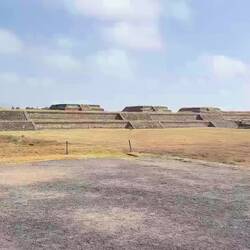 Ciudadela, der Verwaltungsteil, riesig