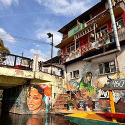 Hafenausfahrt in die Kanäle