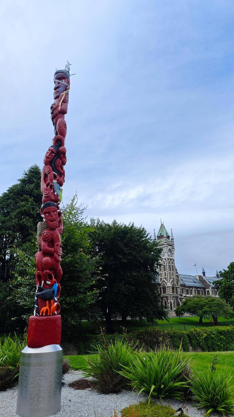 Maori Skulptur Universität os Otago