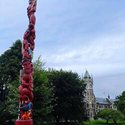 Maori Skulptur Universität os Otago
