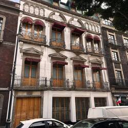 Ein schöneses altes Hausn