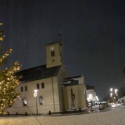 ...und due andere Seite des Althings. Sehr ruhig und idyllisch