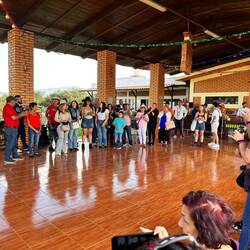 Vorbereitung für etwas Unterhaltung der Teilnehme uA. Line-Dance und wie man halt Leute animiert