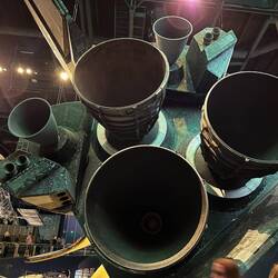 Triebwerksrohre SpaceShuttle ... man könnte auch sagen: Geiler Auspuff!!!