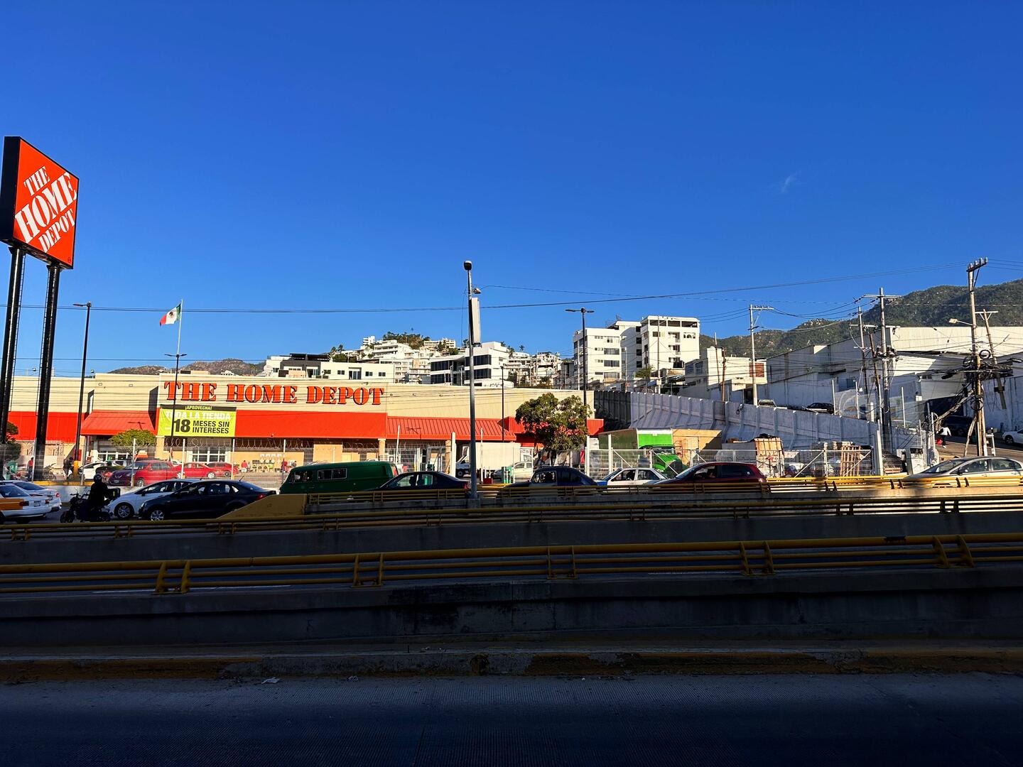 Acapulco hat einen Home Depot - sicher gute Geschäfte hier