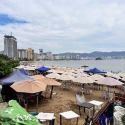 Skyline der einen Buchthälfte