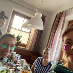 Reisegruppe Gönnung startet entspannt ins neue Jahr 🤓✨👍🏻