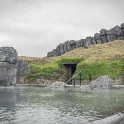 Eingang zum Langhaus