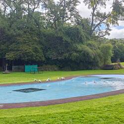 Un petit jardin où nous avons été avec Gaïa en rentrant au camping