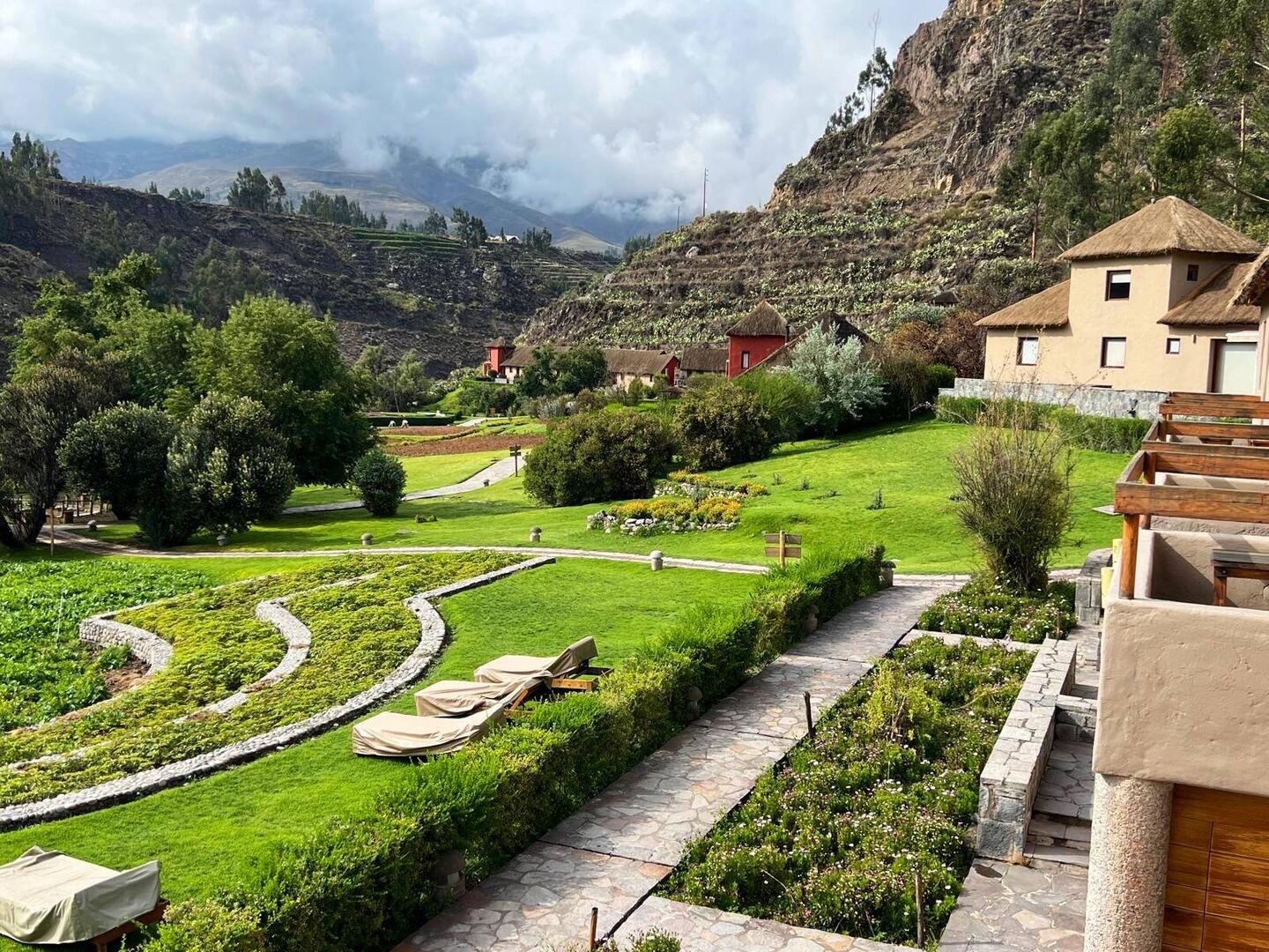 Unsere Lodge bei Sonne