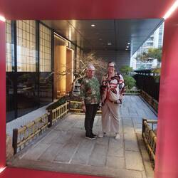 Ann and Mads about to enter vegan heaven!