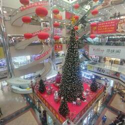 Inside the multilevel fabric shopping centre that wasn't 😉