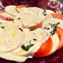 Caprese mal anderst (mit französischer Salatsauce)