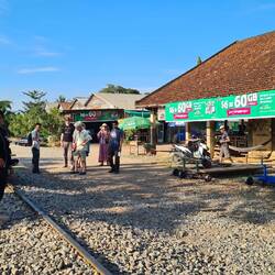am 'Bahnhof' warten schon die nächsten