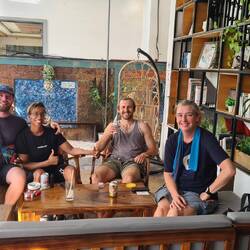 Abschied von der Truppe: Mitch, Cody (beide USA), Fatima (Frankreich) und Milena (Bulgarien)