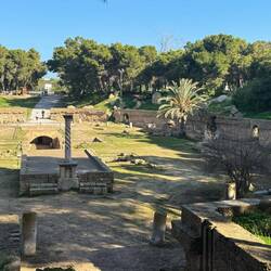 Overview of amphitheater