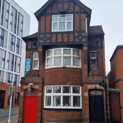 This building seemed out of place, reminding us of the secret houses in Harry Potter