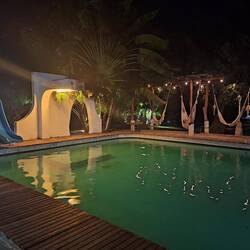 Der Pool unseres Campingplatzes